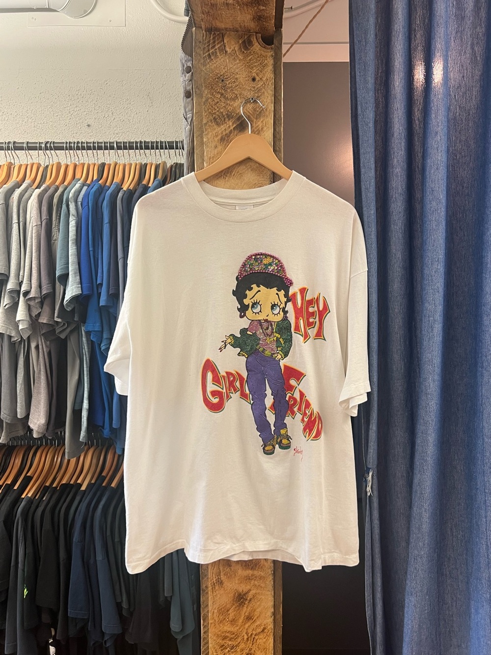 Vintage Betty Boop Hey Girlfriend White T-shirt